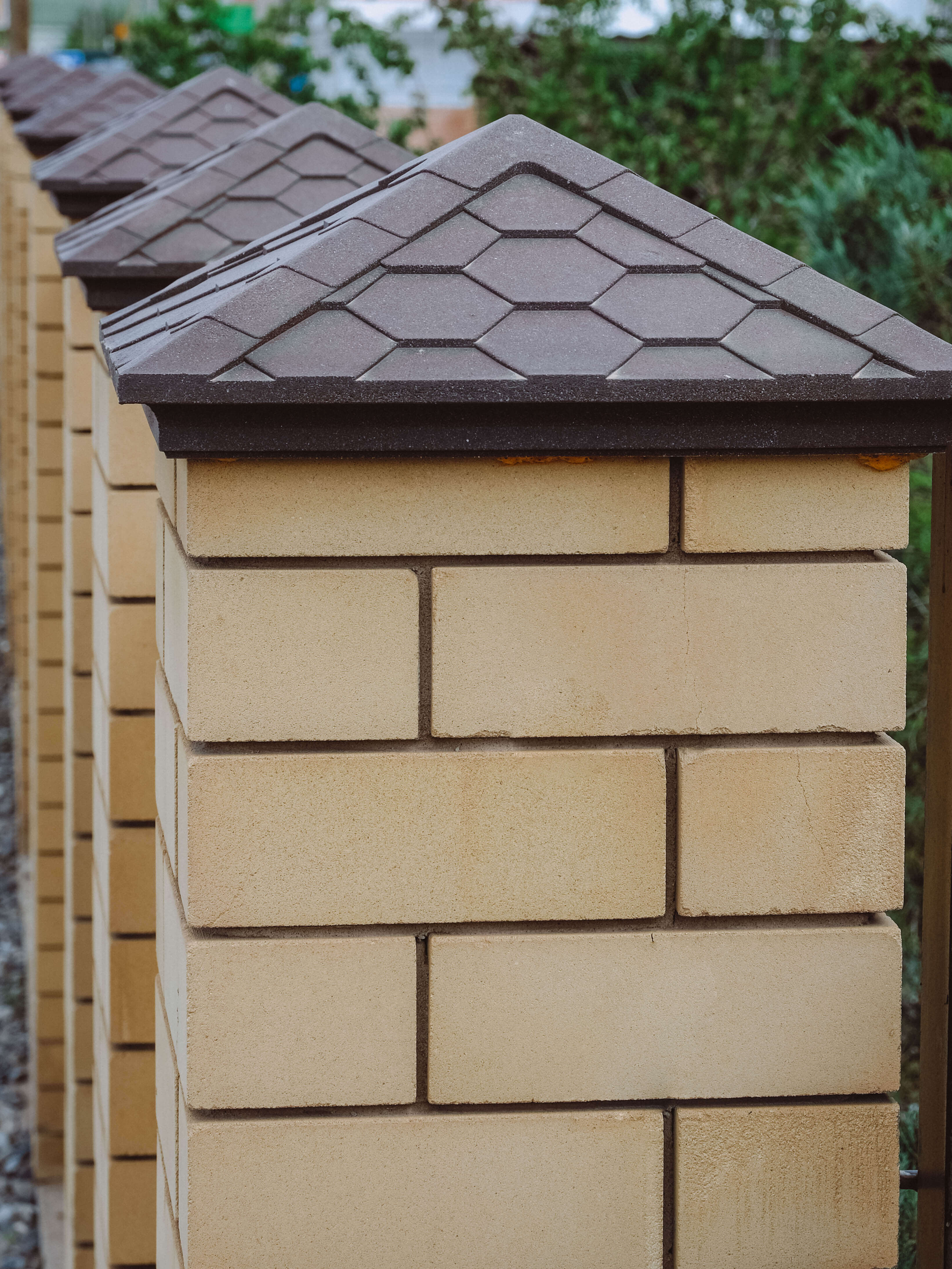 Колпак Zking Эверест Коричневый на столб 1.5х1.5 кирпича (390х390мм) в Тихорецке фото